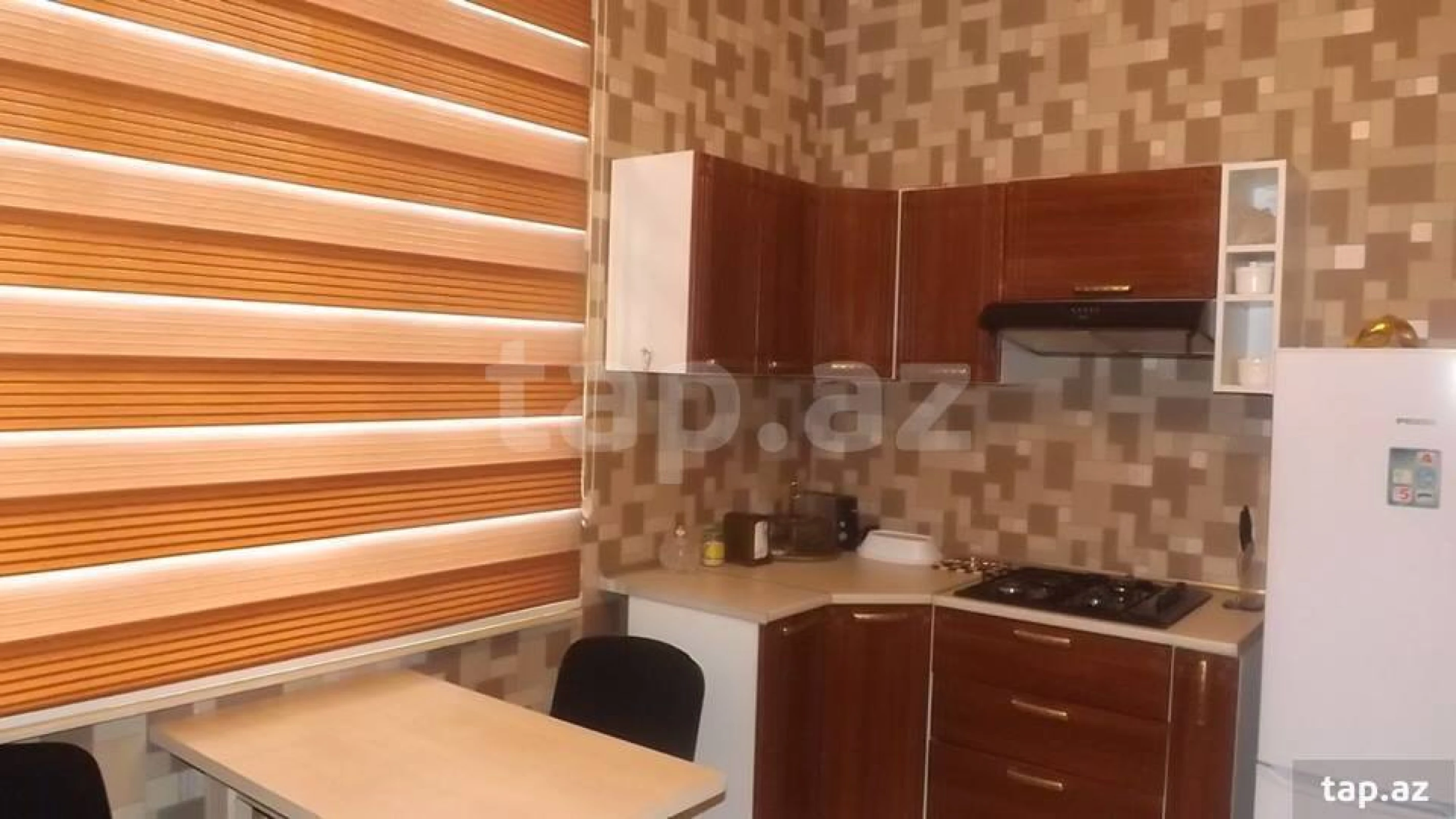 Kirayə verilir 3 otaqlı həyət evi