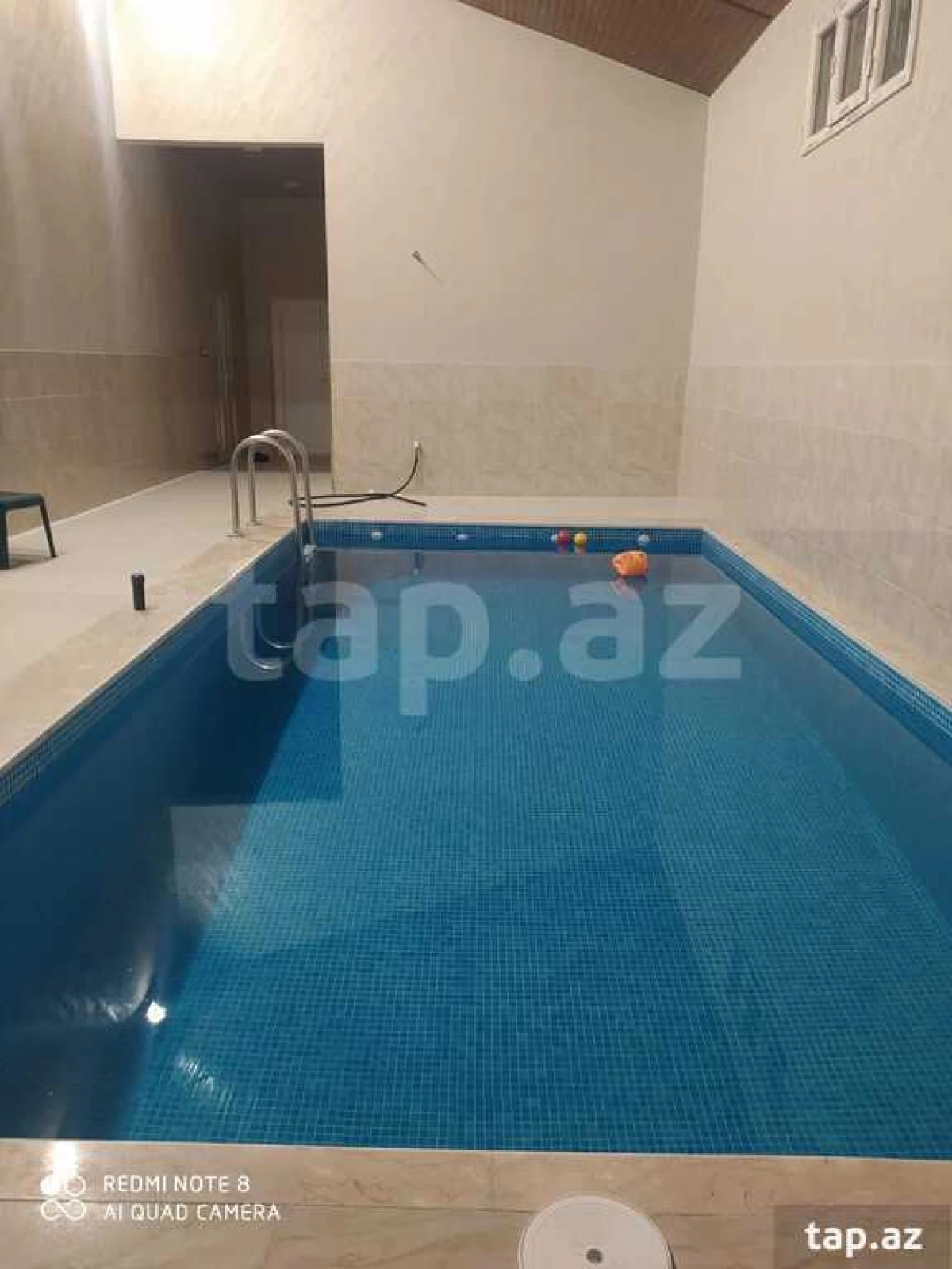 Kirayə verilir 7 otaqlı həyət evi