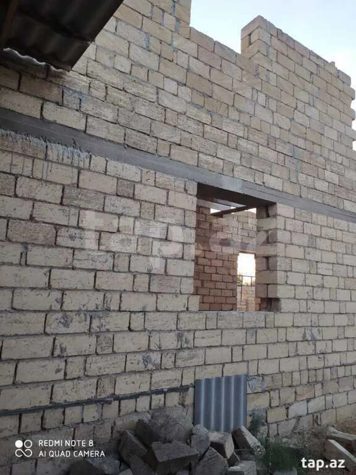 Satılır 4 otaqlı həyət evi