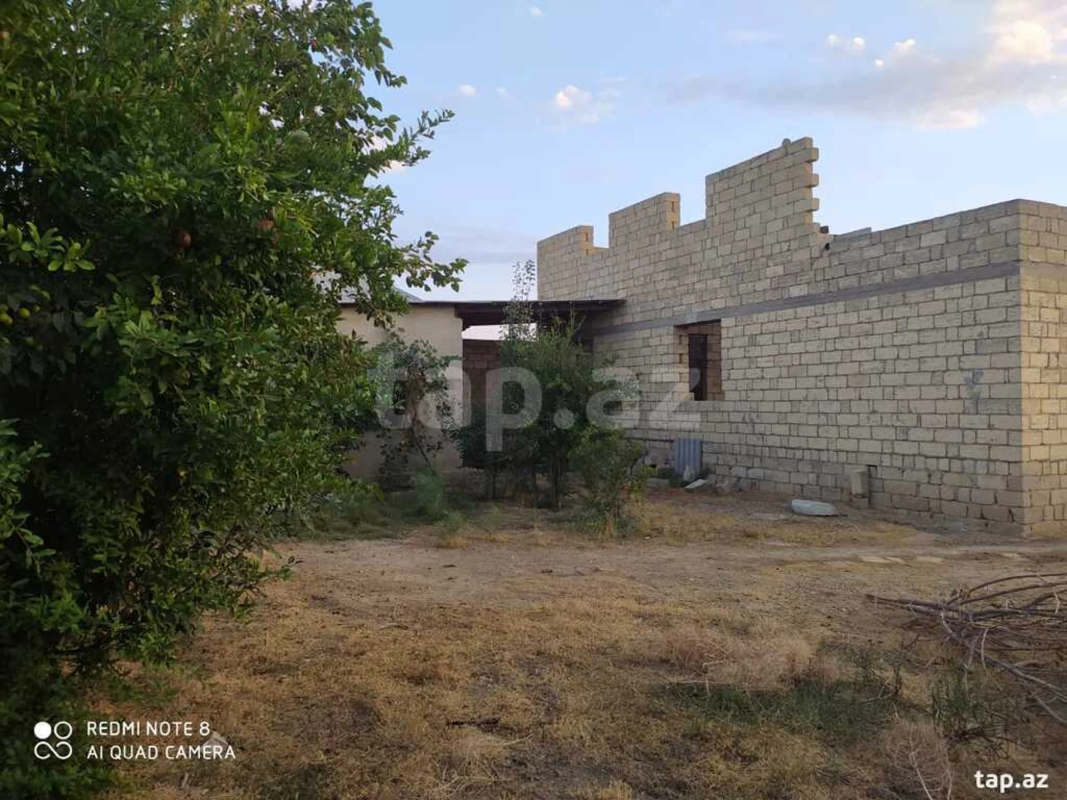 Satılır 4 otaqlı həyət evi