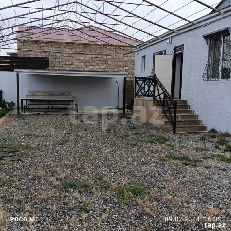 Satılır 4 otaqlı həyət evi
