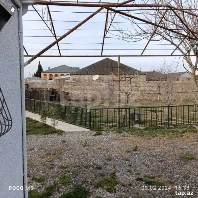 Satılır 4 otaqlı həyət evi