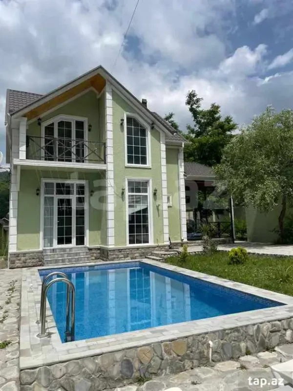 Kirayə verilir 3 otaqlı həyət evi 100 m²
