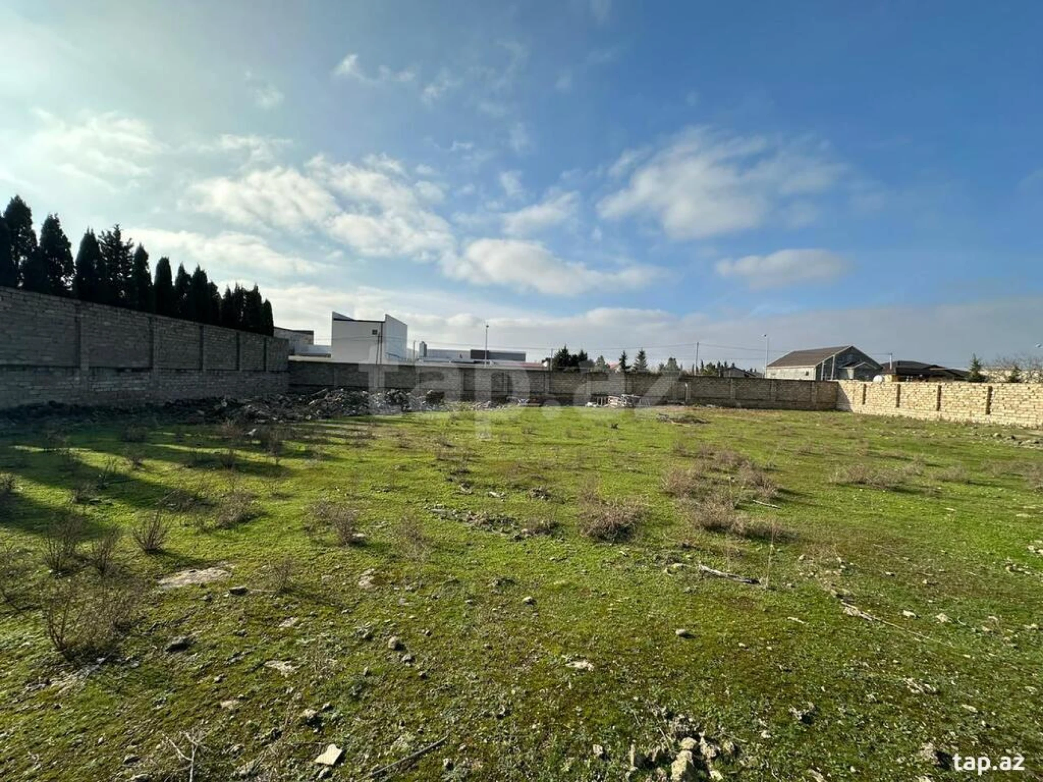 Satılır torpaq sahəsi