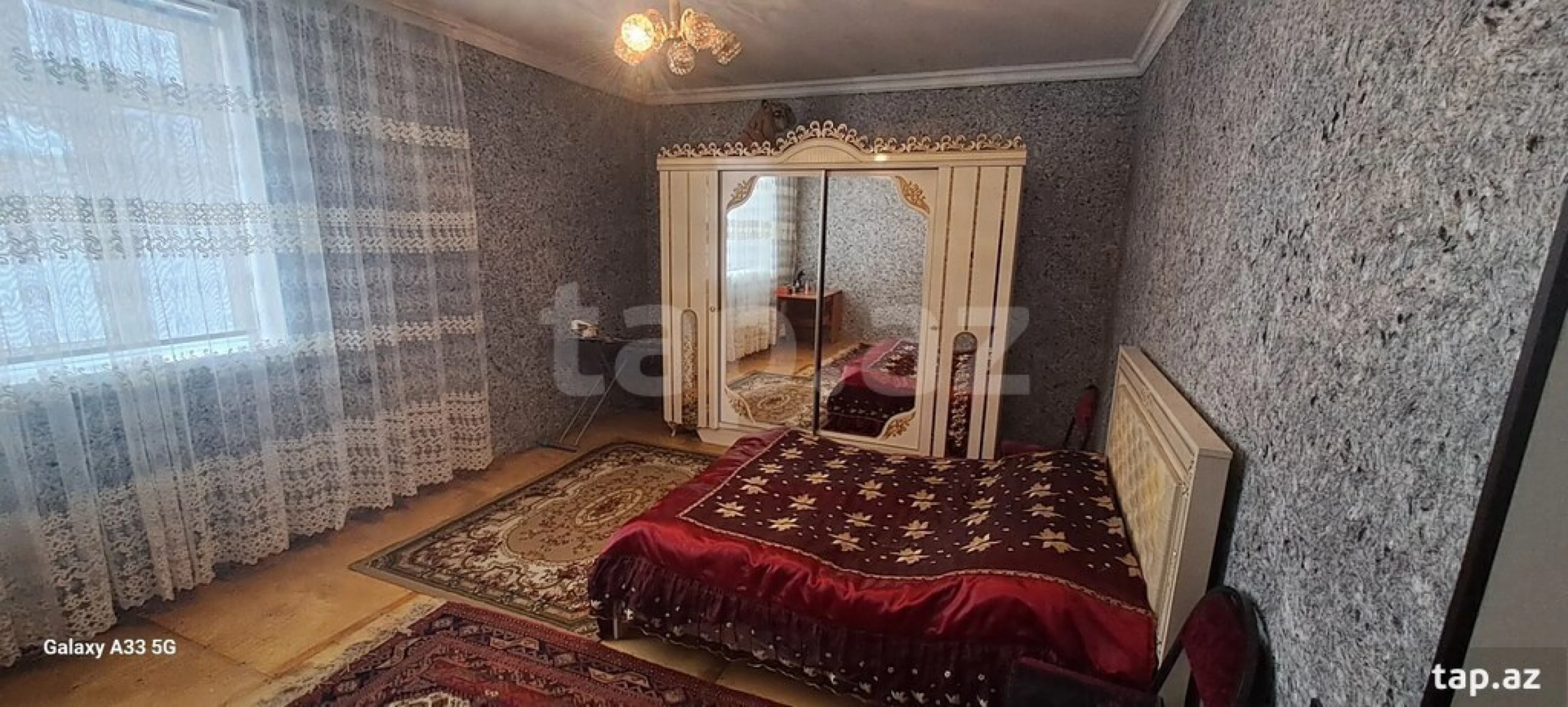 Satılır 5 otaqlı həyət evi