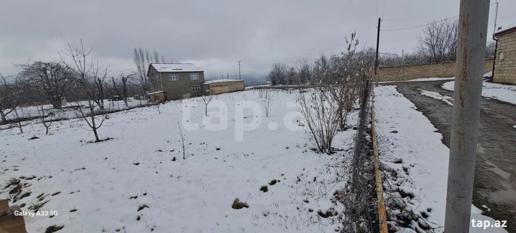 Satılır 5 otaqlı həyət evi