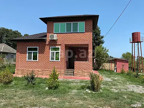 Kirayə verilir 4 otaqlı həyət evi 100 m² — Astara 4 otaq 100.00 m²