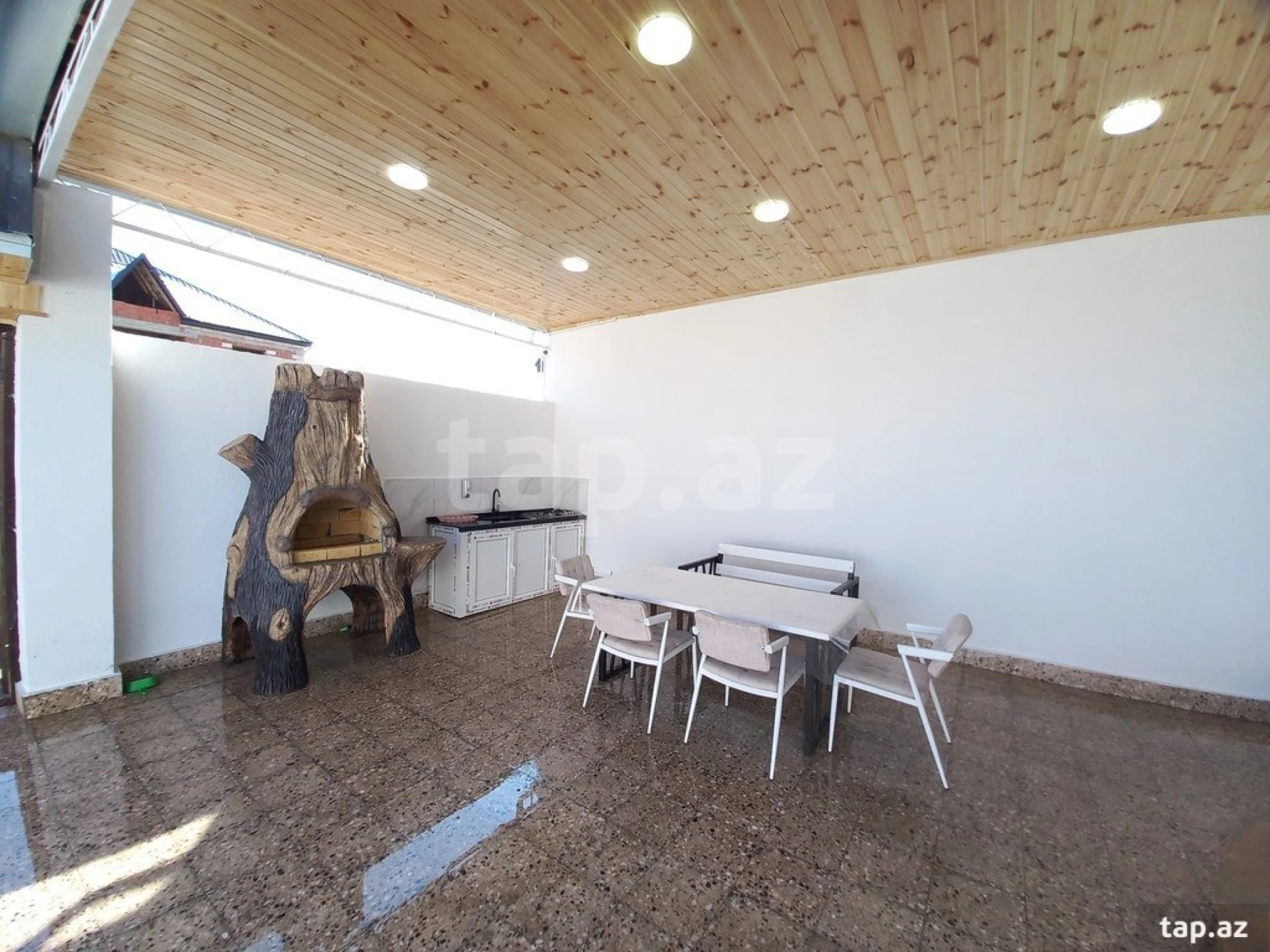 Kirayə verilir 3 otaqlı həyət evi