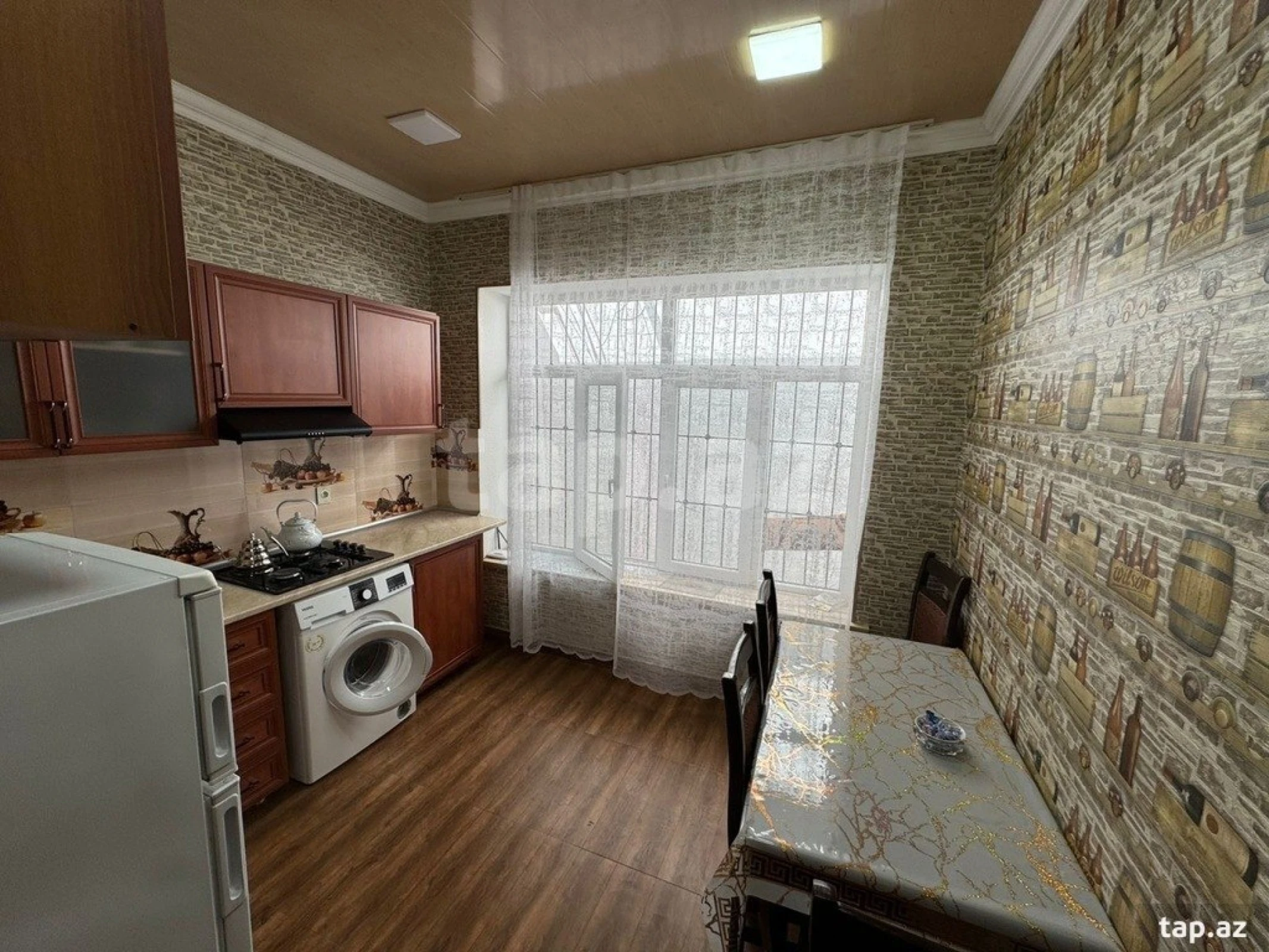 Kirayə verilir 3 otaqlı həyət evi