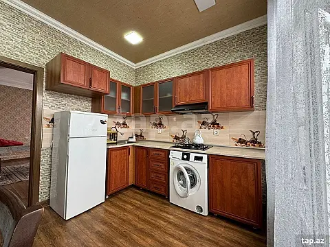 Kirayə verilir 3 otaqlı həyət evi