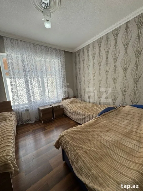 Kirayə verilir 3 otaqlı həyət evi
