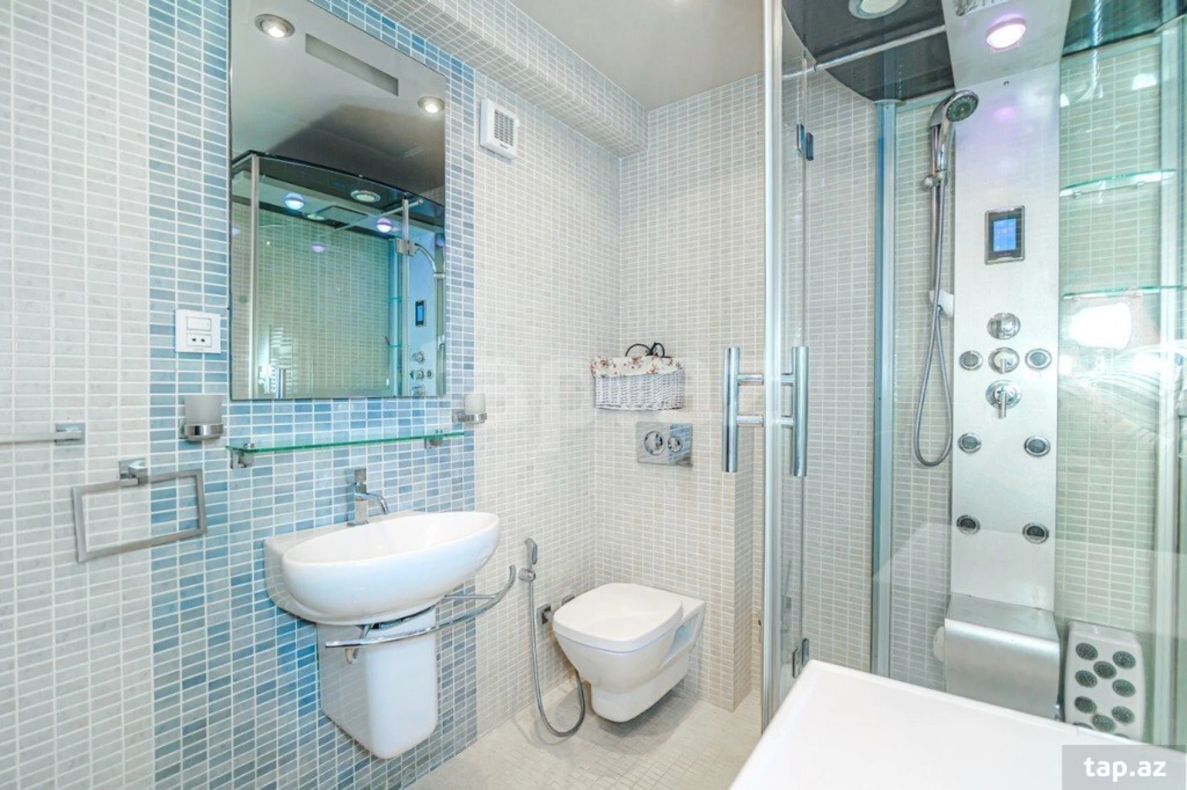 Kirayə verilir 3 otaqlı mənzil 110 m²