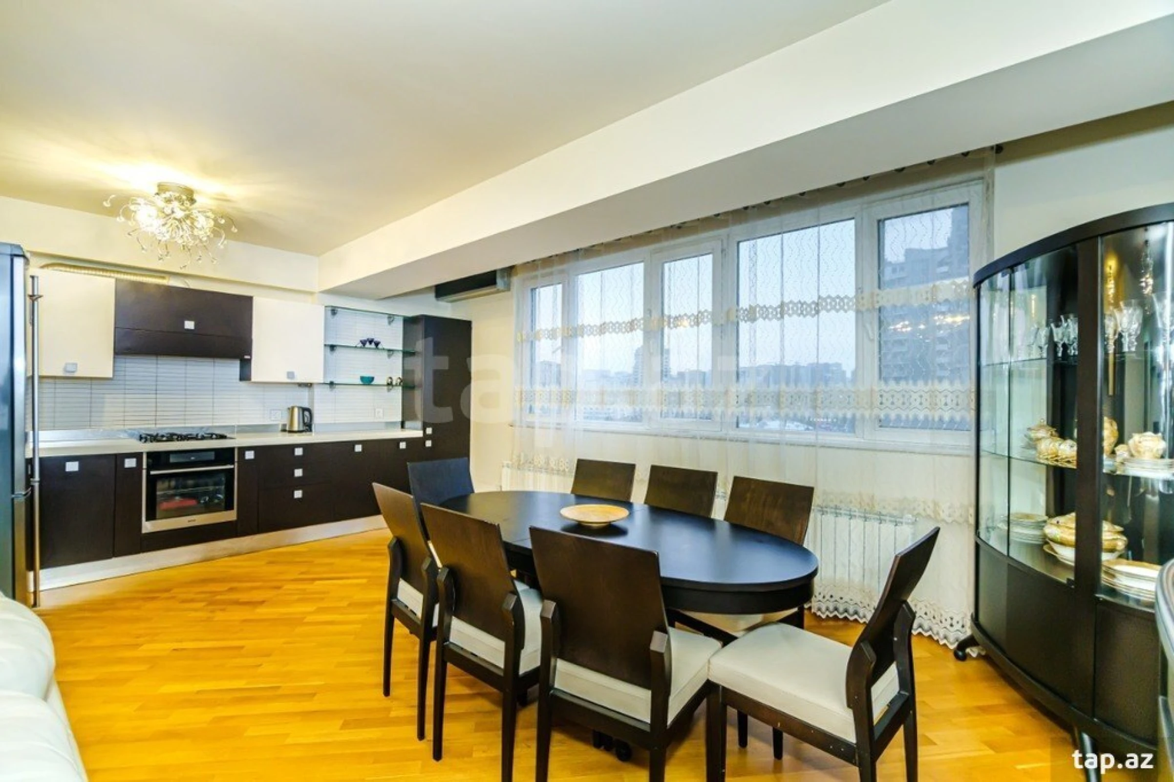 Kirayə verilir 3 otaqlı mənzil 110 m²