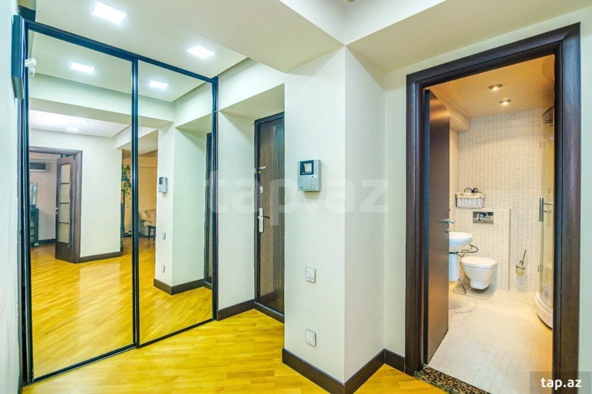 Kirayə verilir 3 otaqlı mənzil 110 m²
