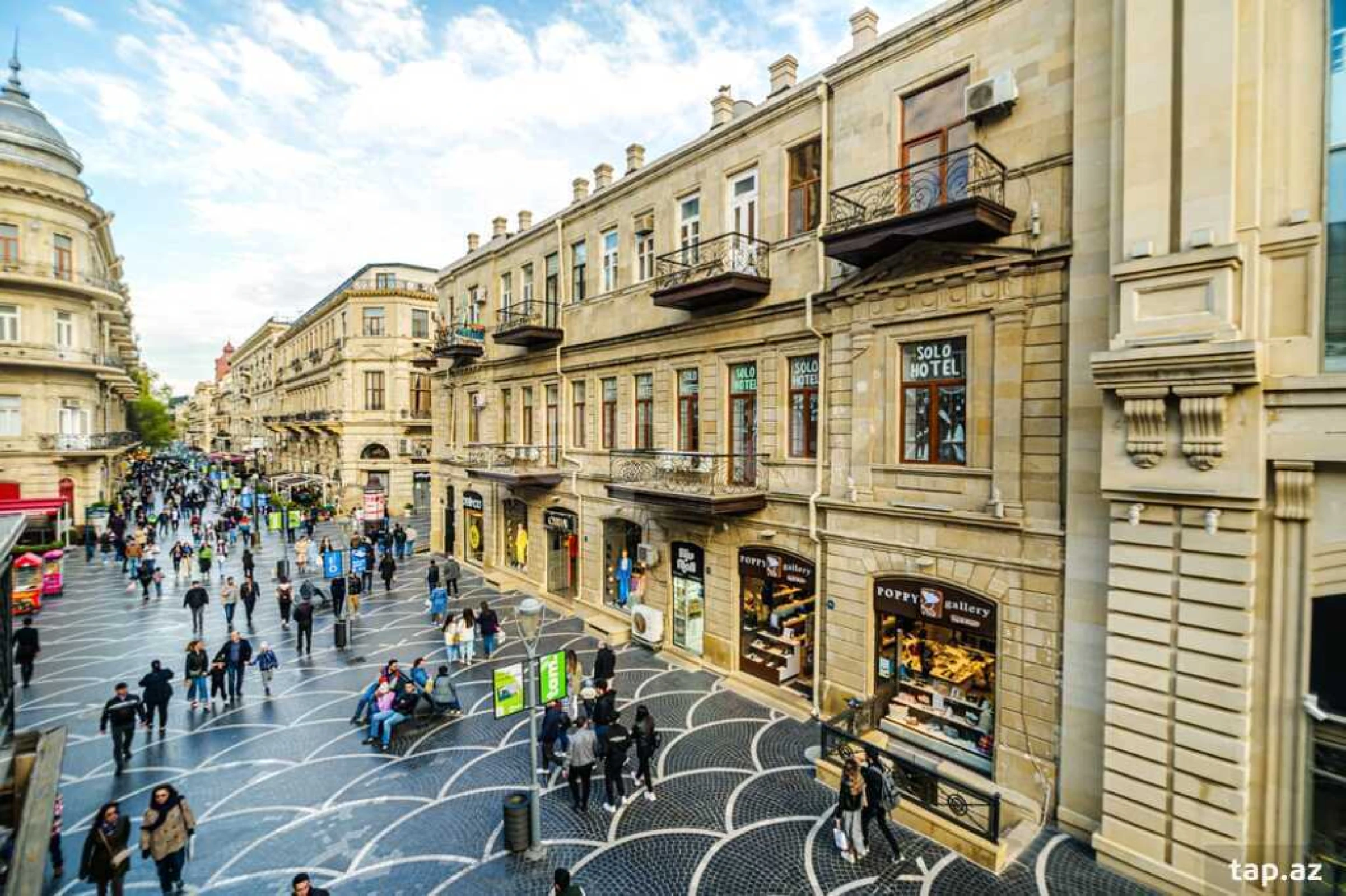 Kirayə verilir 2 otaqlı mənzil 80 m²