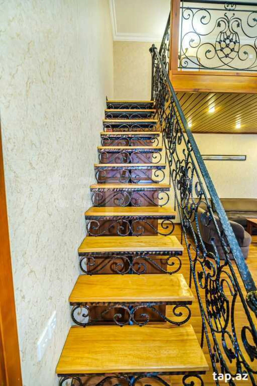 Kirayə verilir 2 otaqlı mənzil 80 m²