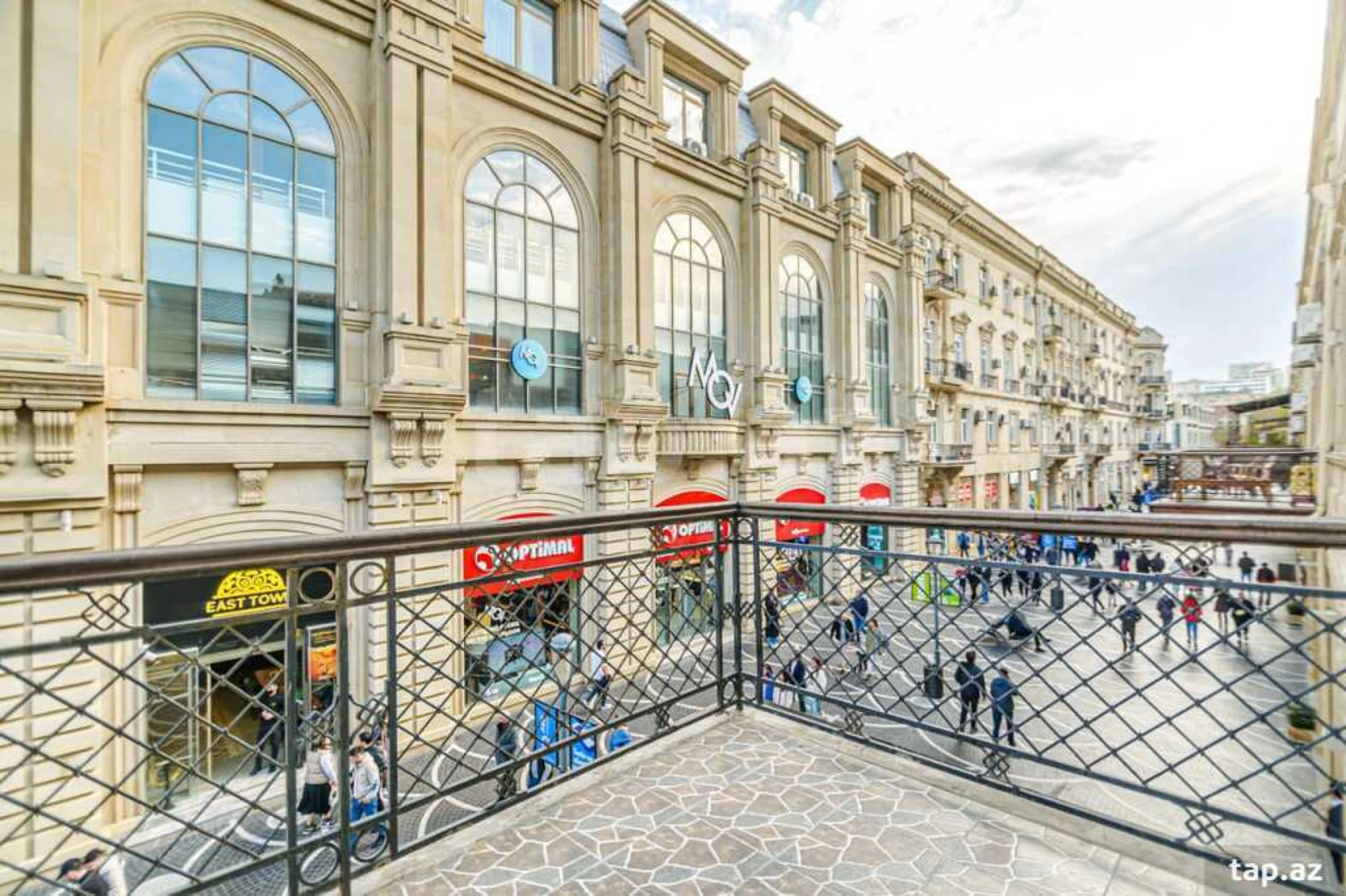 Kirayə verilir 2 otaqlı mənzil 80 m²