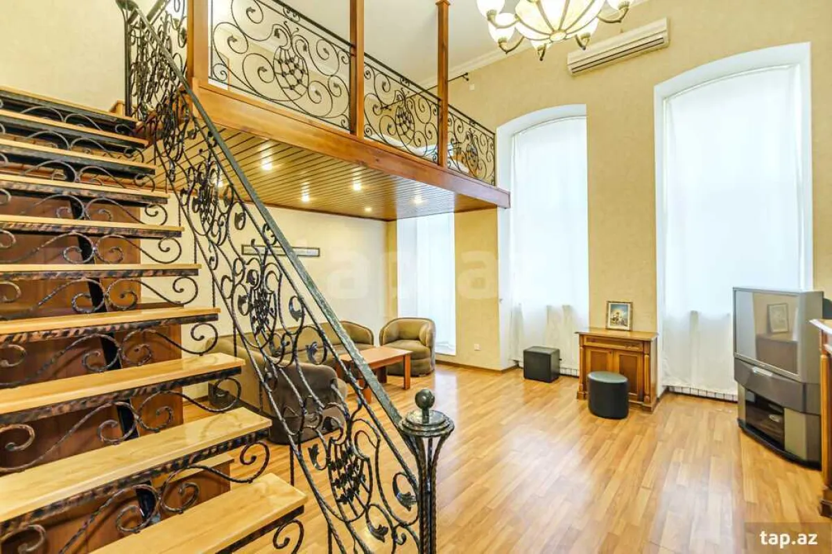 Kirayə verilir 2 otaqlı mənzil 80 m²