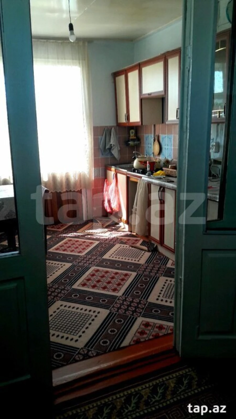 Satılır 4 otaqlı həyət evi