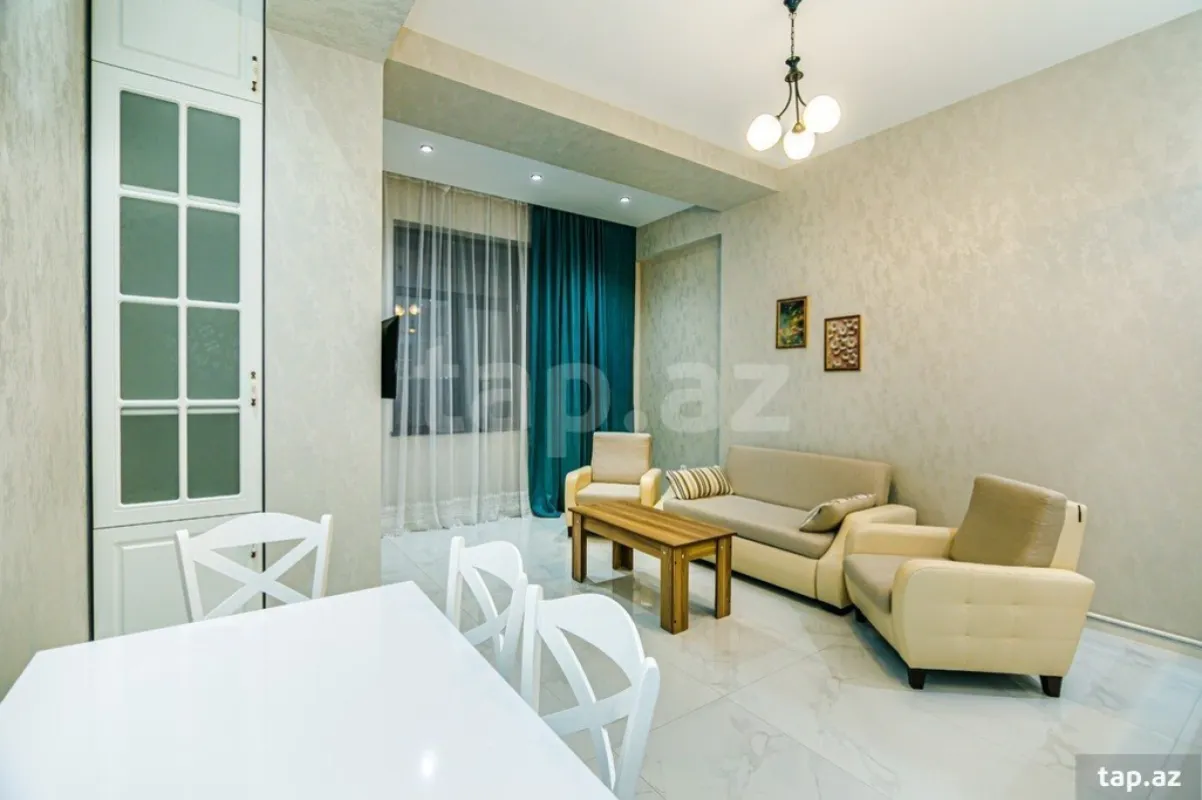 Kirayə verilir 2 otaqlı yeni tikili 80 m²