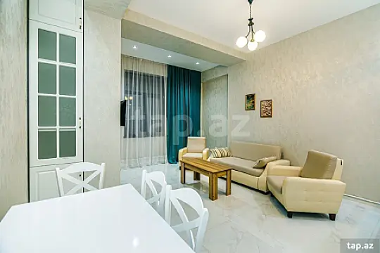 Kirayə verilir 2 otaqlı yeni tikili 80 m²