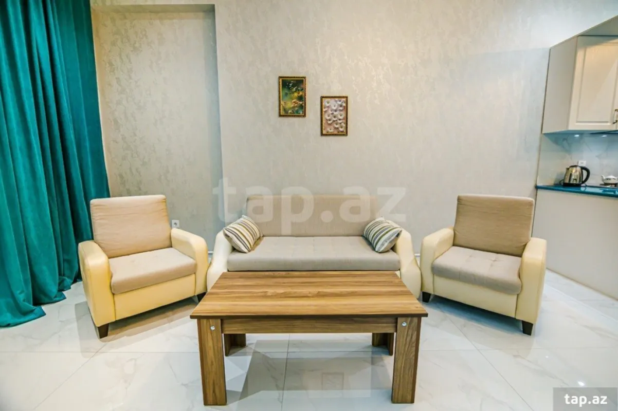 Kirayə verilir 2 otaqlı yeni tikili 80 m²