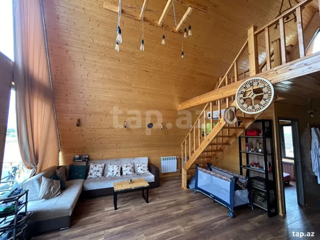 Kirayə verilir 3 otaqlı həyət evi