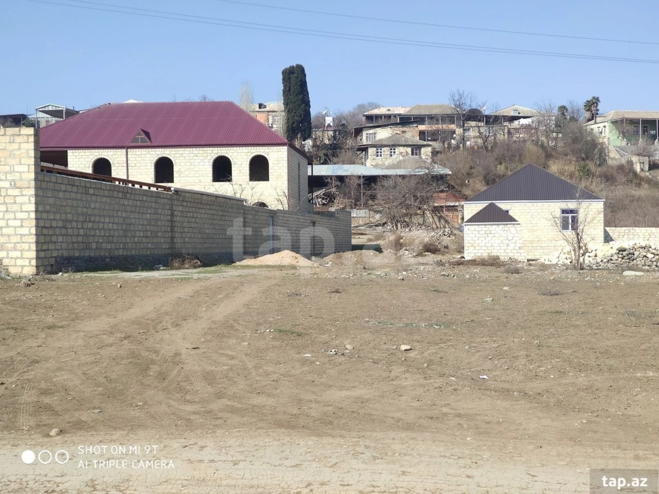 Satılır torpaq sahəsi