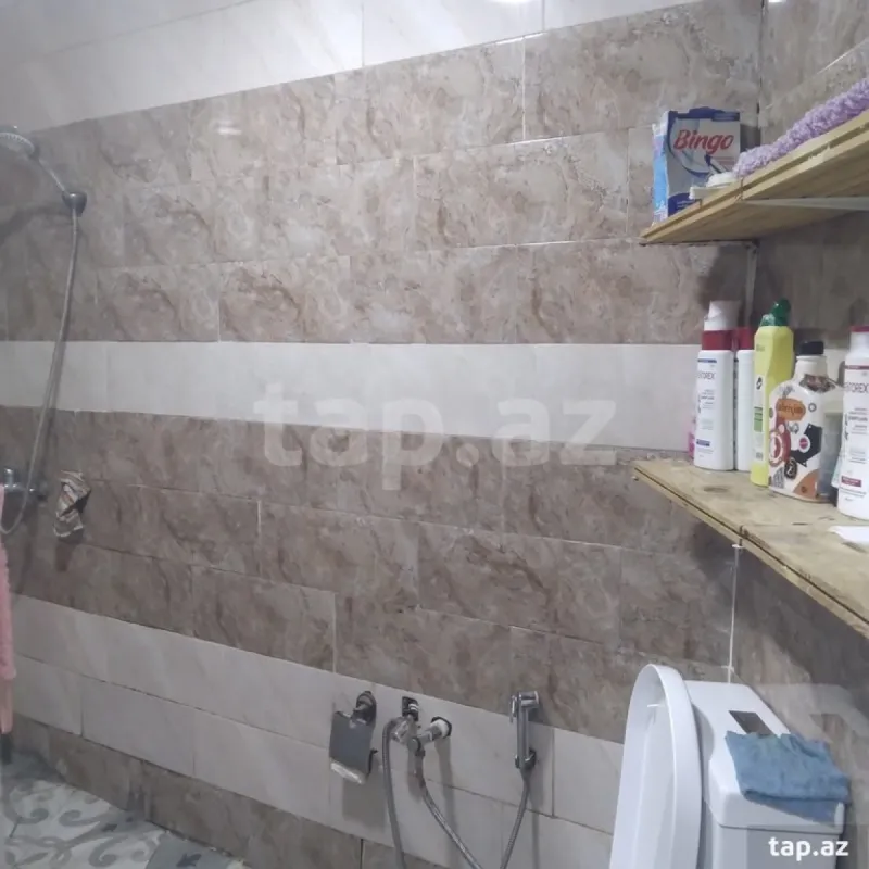 Satılır 4 otaqlı həyət evi 120 m²