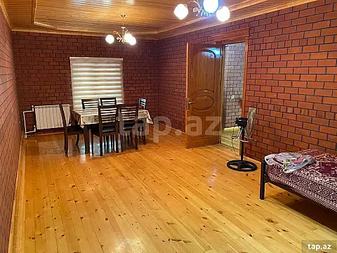 Kirayə verilir 4 otaqlı həyət evi