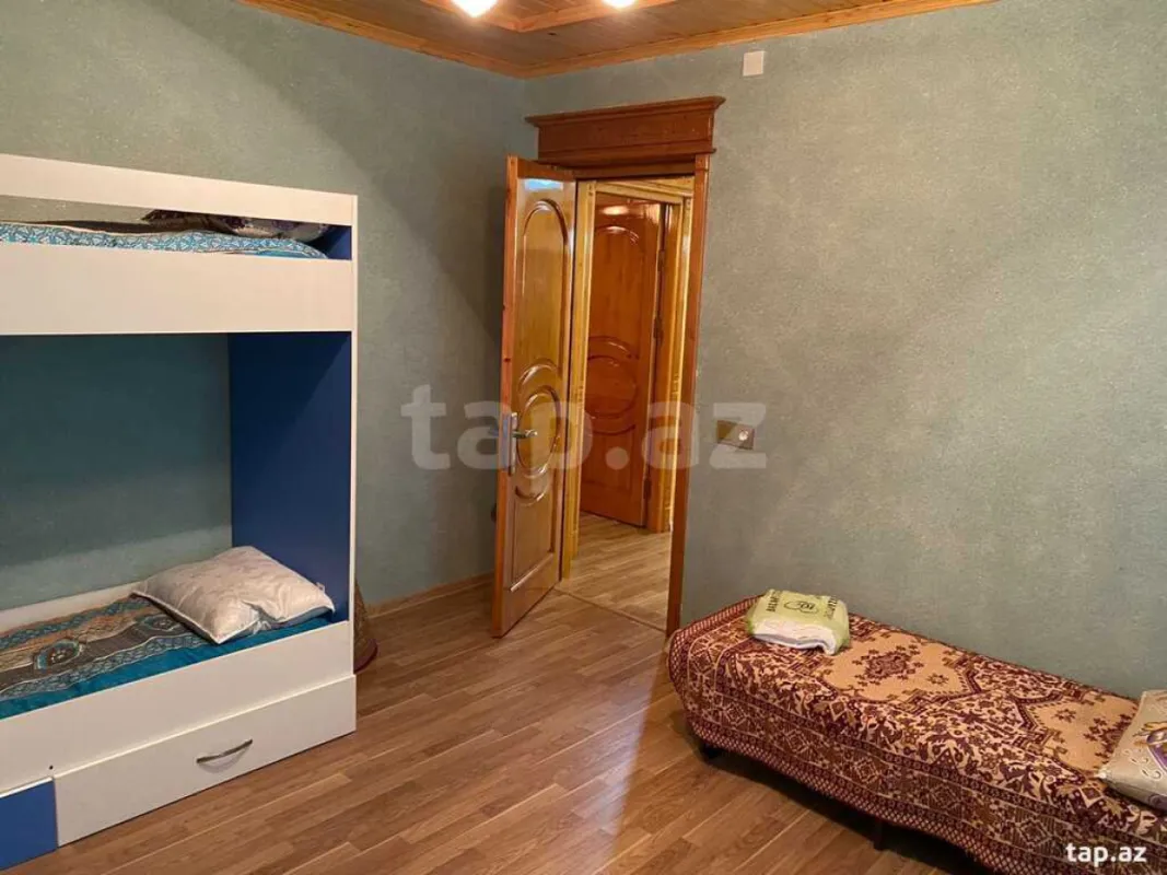Kirayə verilir 4 otaqlı həyət evi