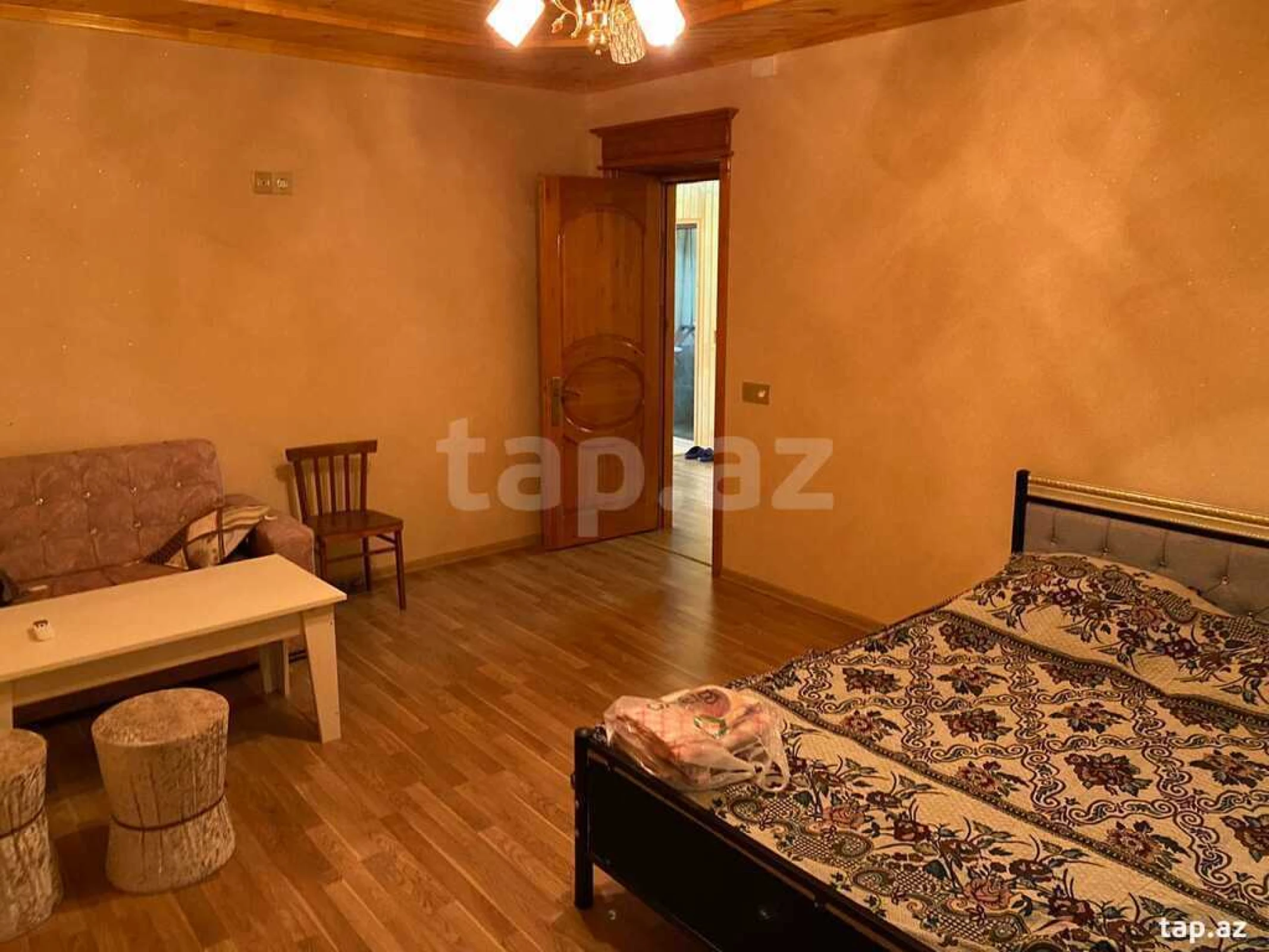 Kirayə verilir 4 otaqlı həyət evi