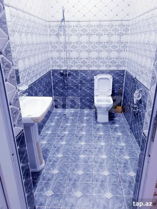 Kirayə verilir 5 otaqlı həyət evi