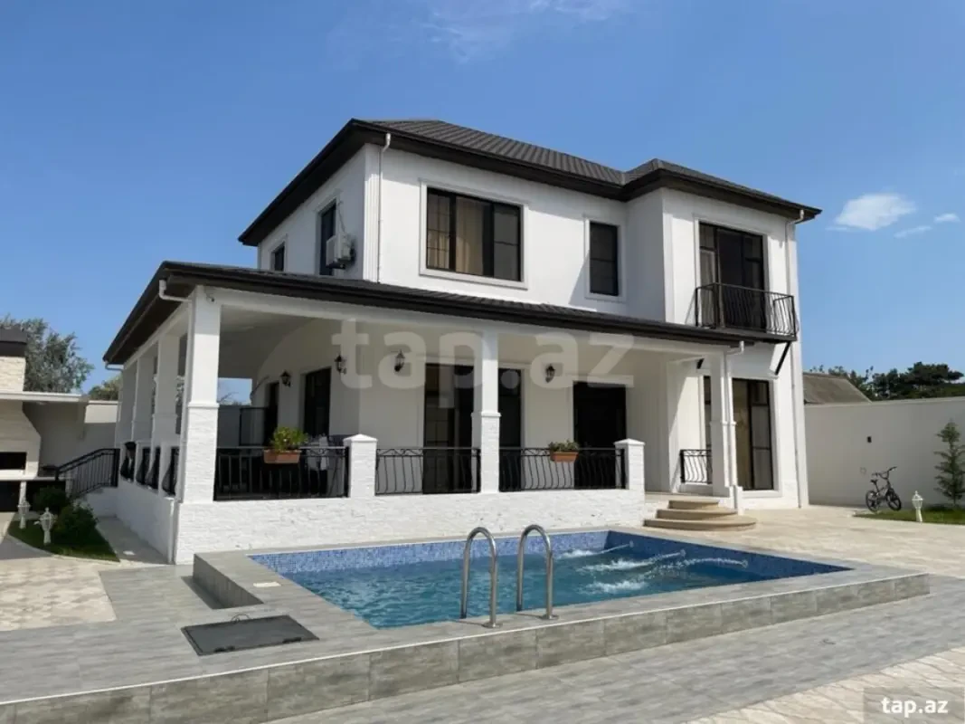 Satılır 5 otaqlı həyət evi 250 m²