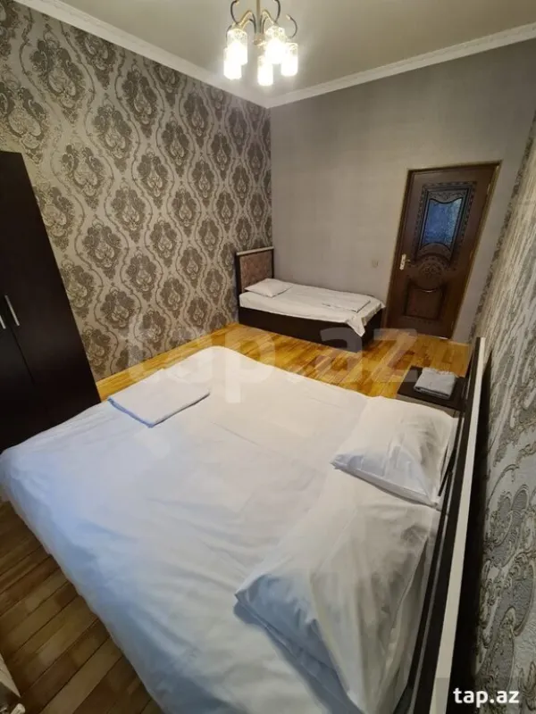 Kirayə verilir 3 otaqlı həyət evi