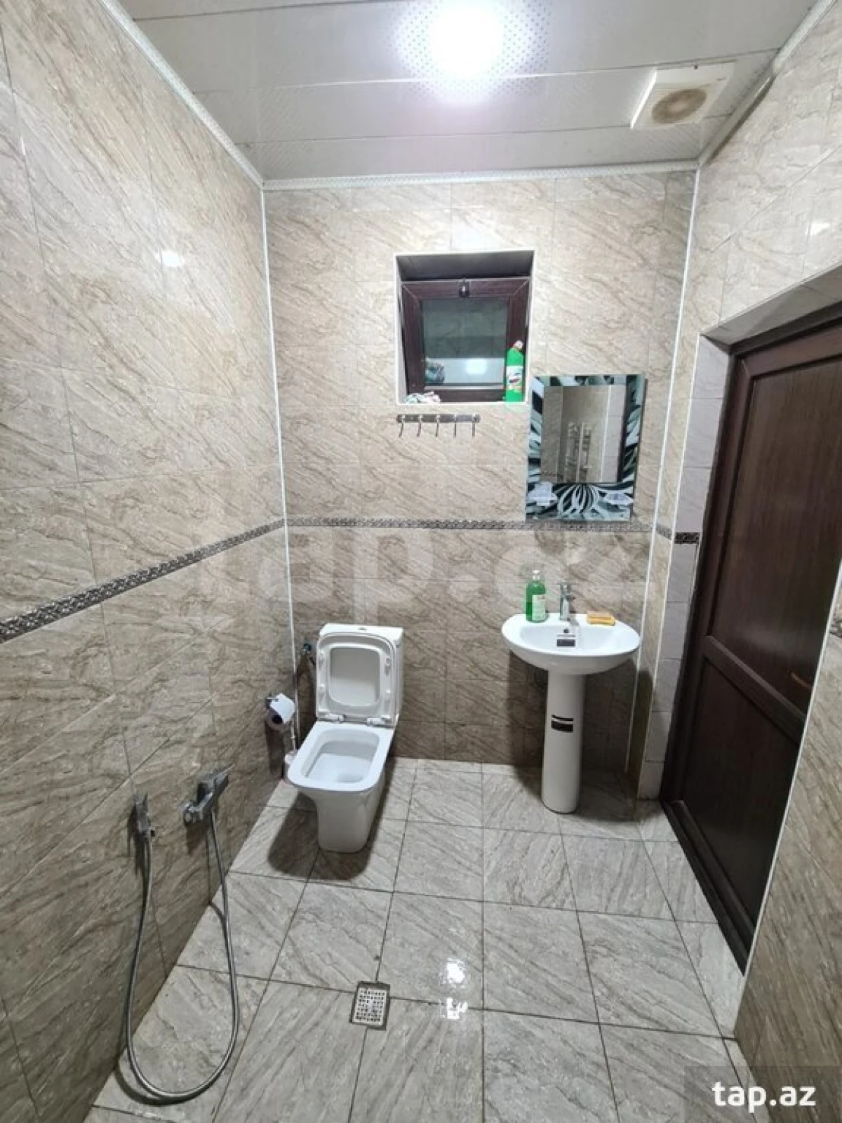 Kirayə verilir 3 otaqlı həyət evi