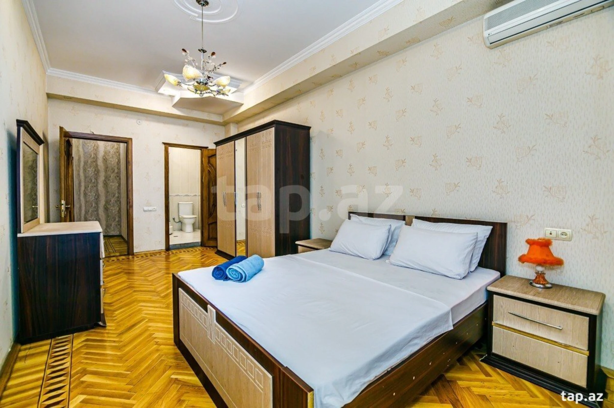 Kirayə verilir 3 otaqlı yeni tikili 170 m²