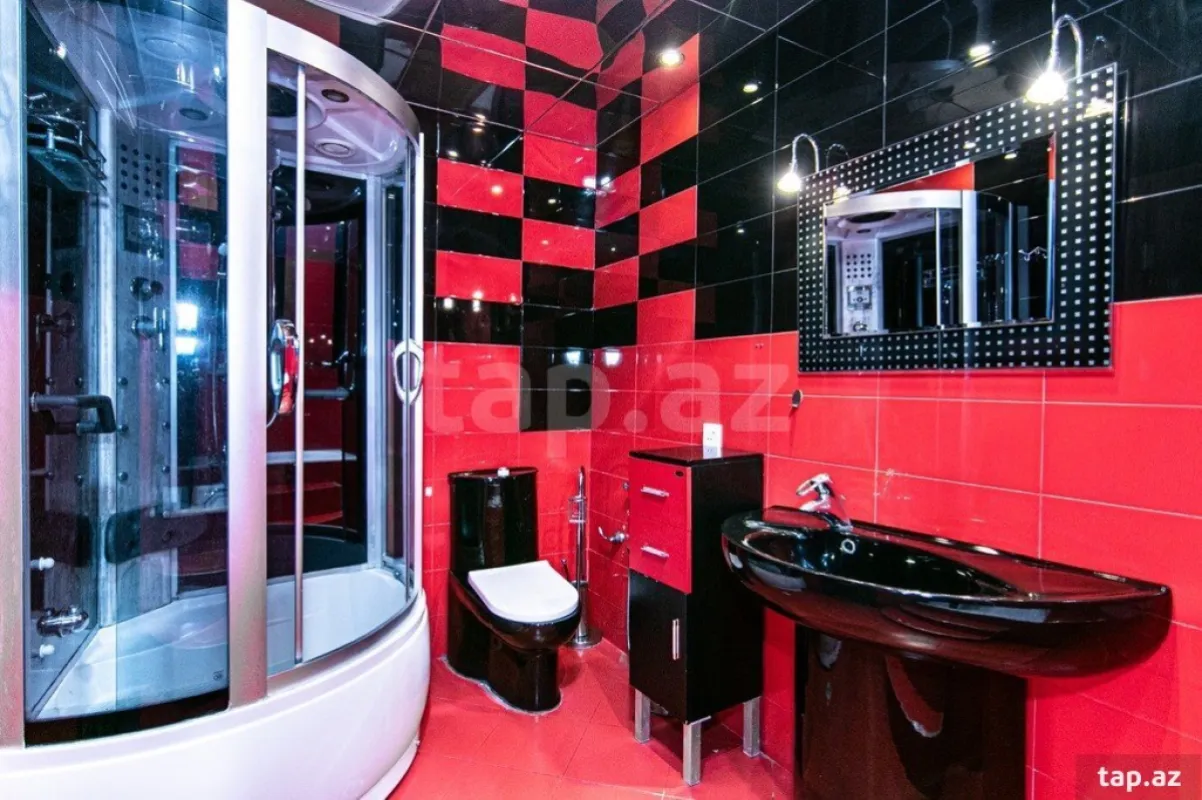 Kirayə verilir 4 otaqlı yeni tikili 200 m²