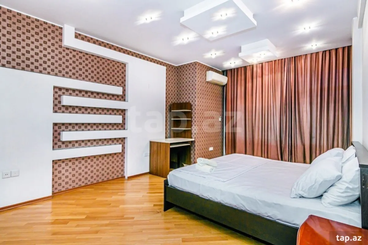 Kirayə verilir 4 otaqlı yeni tikili 200 m²