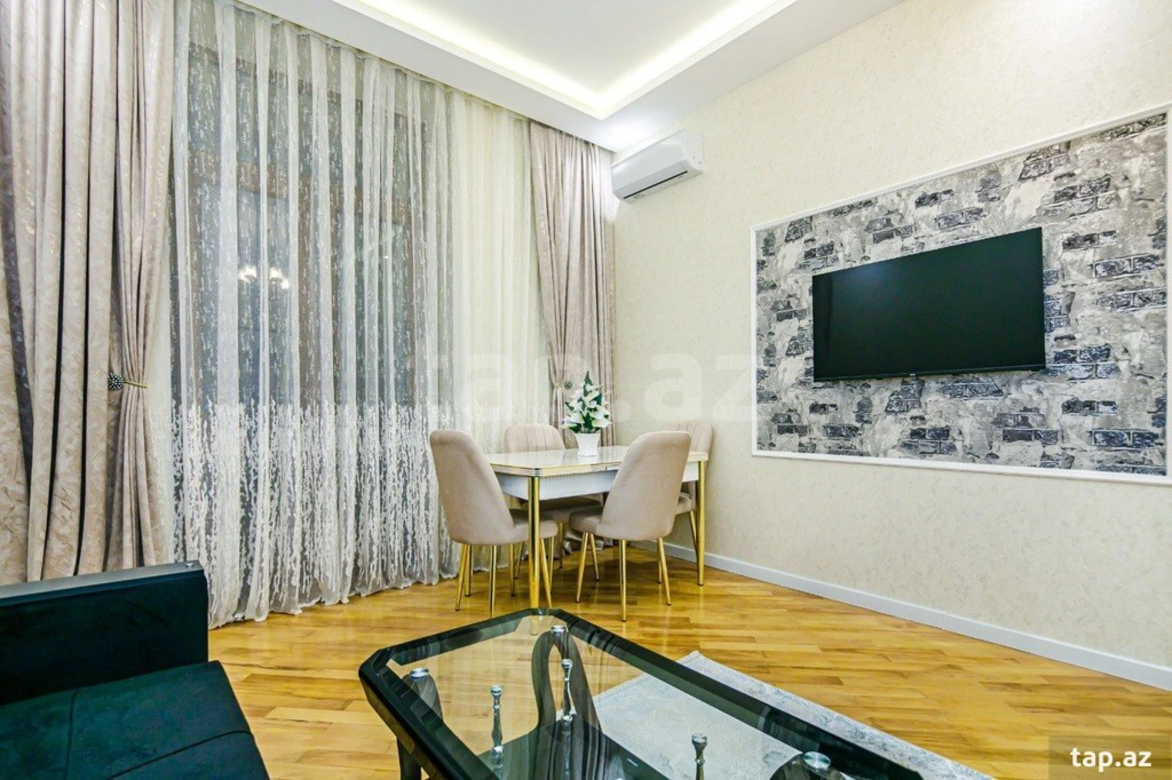 Kirayə verilir 3 otaqlı mənzil 112 m²