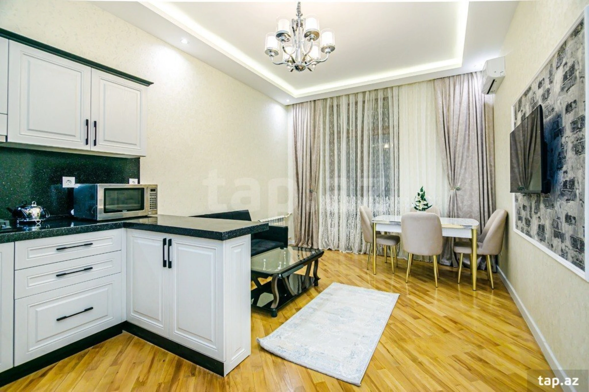 Kirayə verilir 3 otaqlı mənzil 112 m²