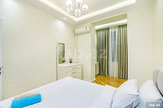 Kirayə verilir 3 otaqlı mənzil 112 m²