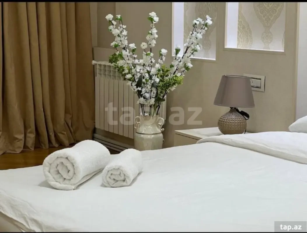 Kirayə verilir 2 otaqlı yeni tikili 85 m²