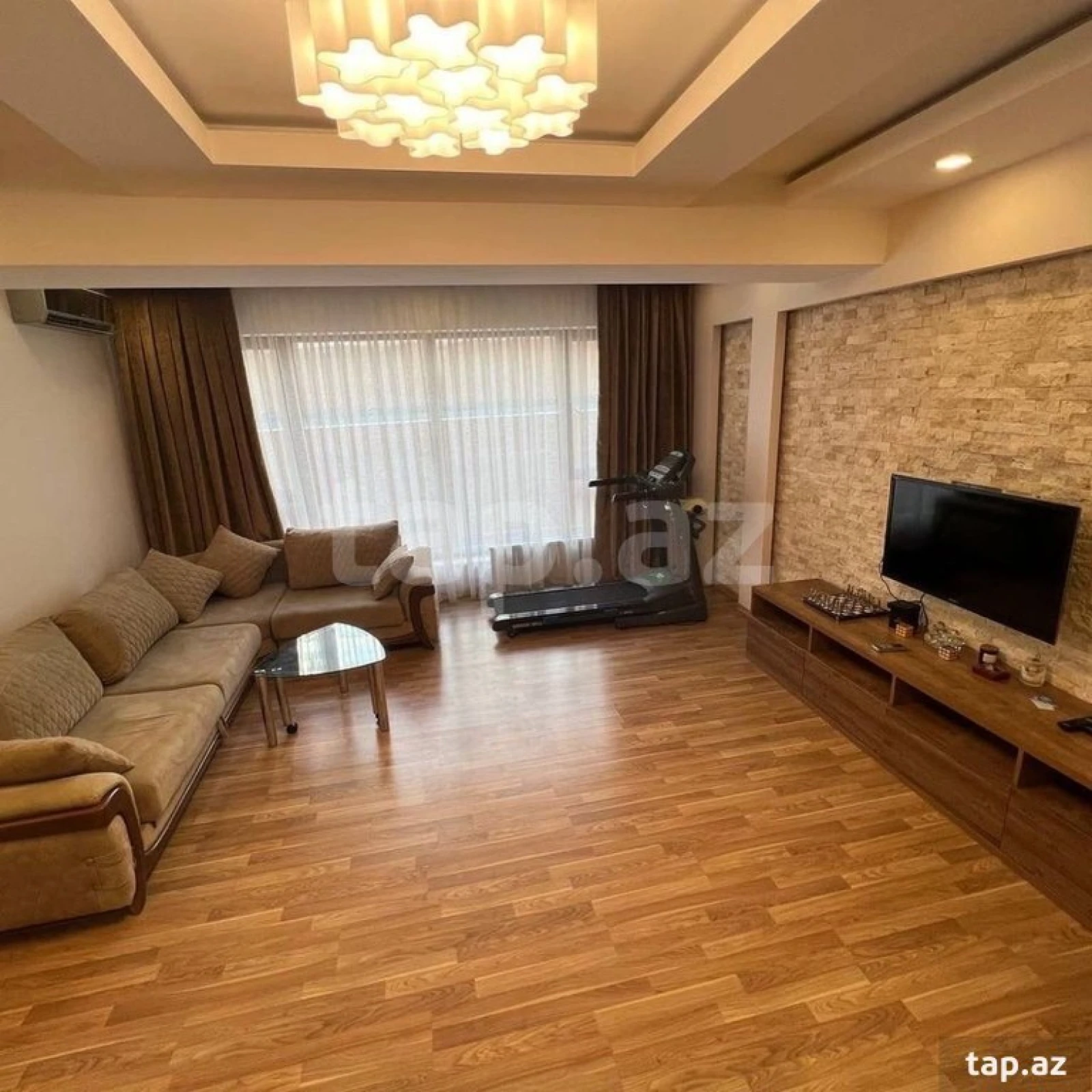 Kirayə verilir 2 otaqlı yeni tikili 80 m²