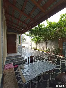 Satılır 3 otaqlı həyət evi