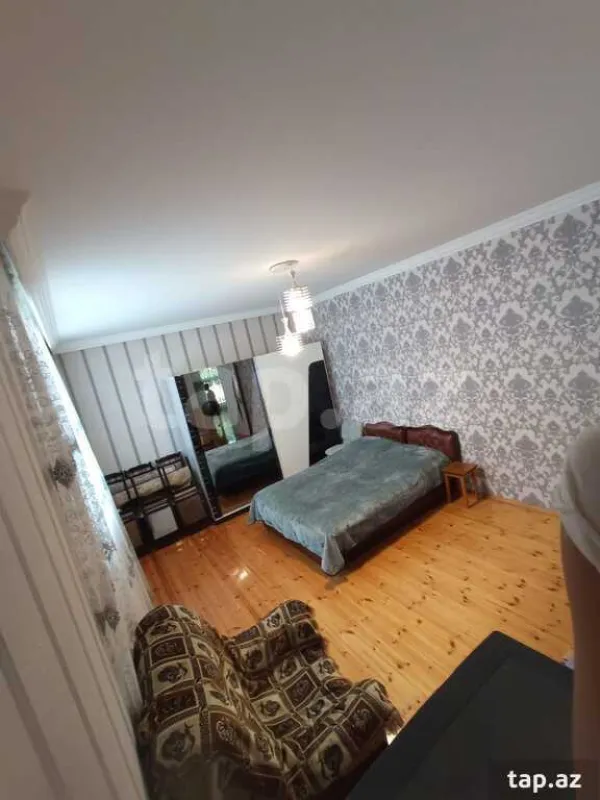 Satılır 3 otaqlı həyət evi