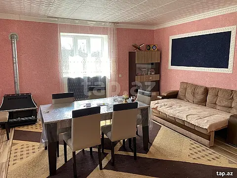 Satılır 5 otaqlı həyət evi