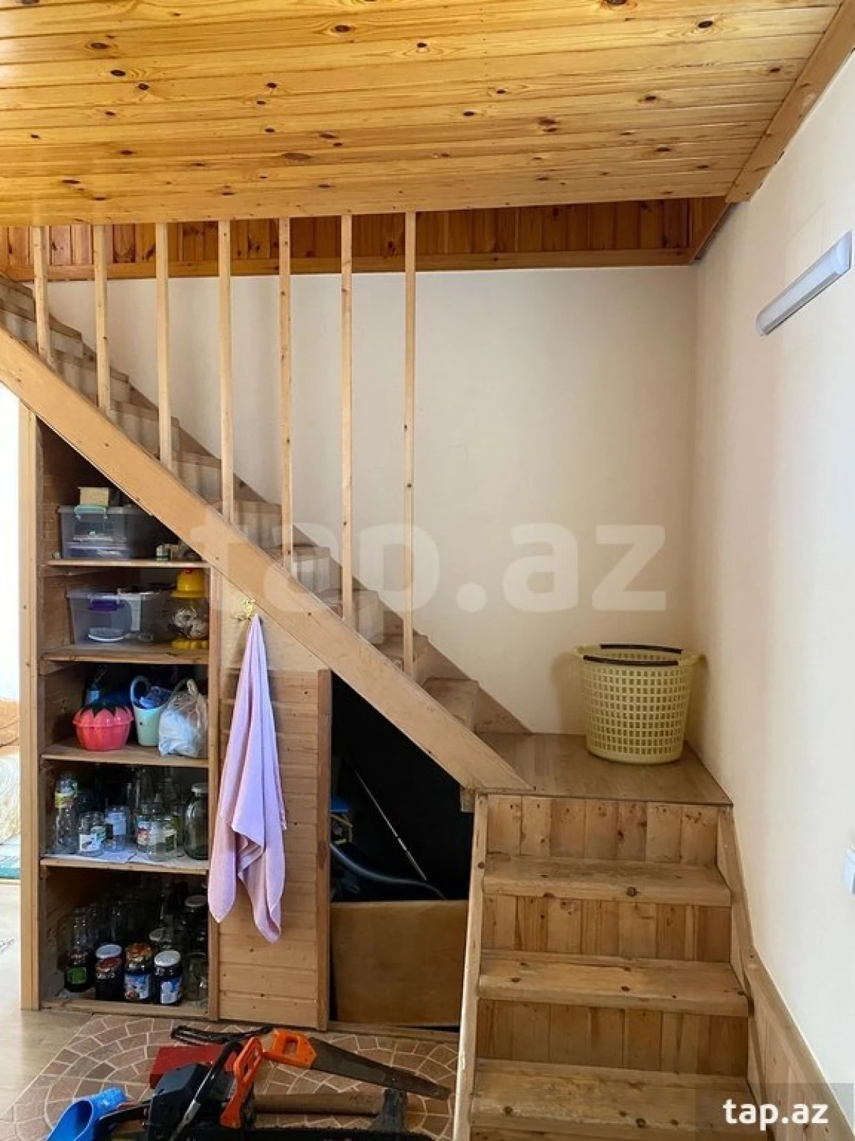 Satılır 5 otaqlı həyət evi