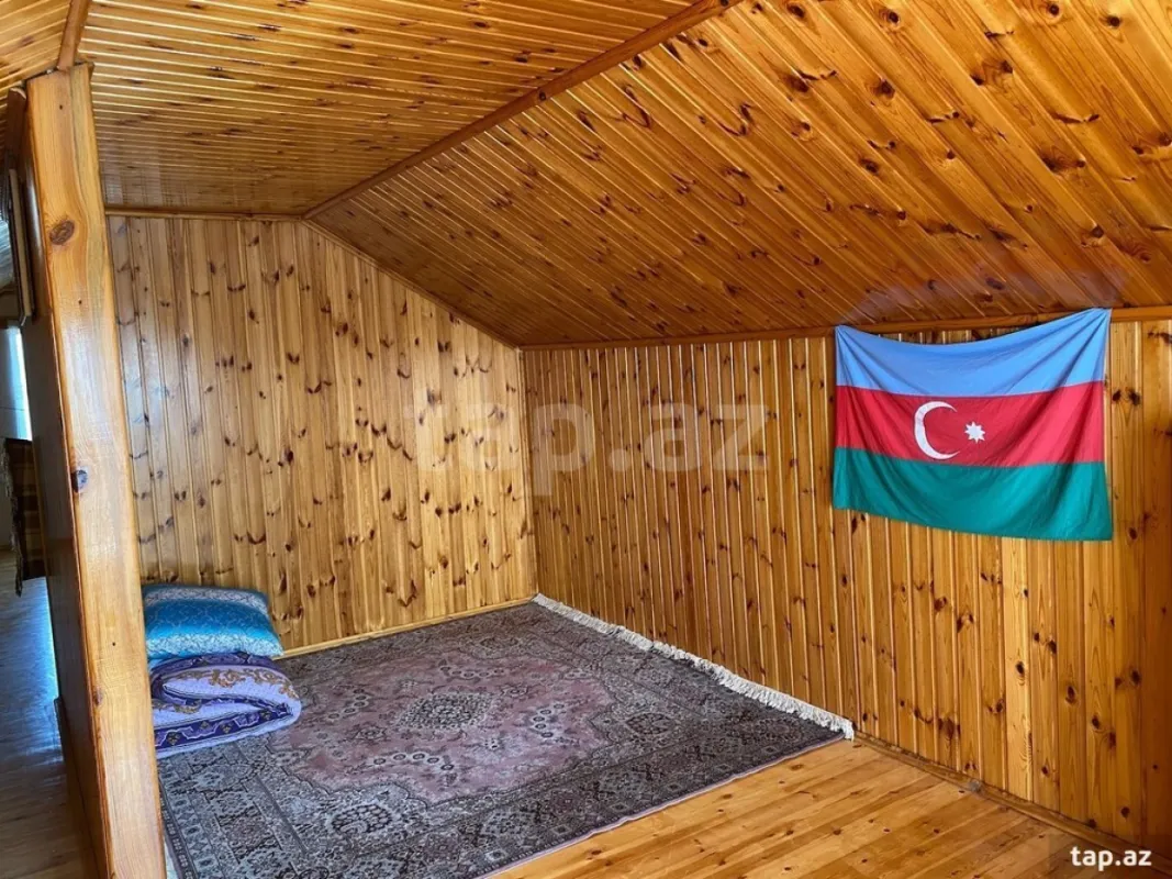 Satılır 5 otaqlı həyət evi