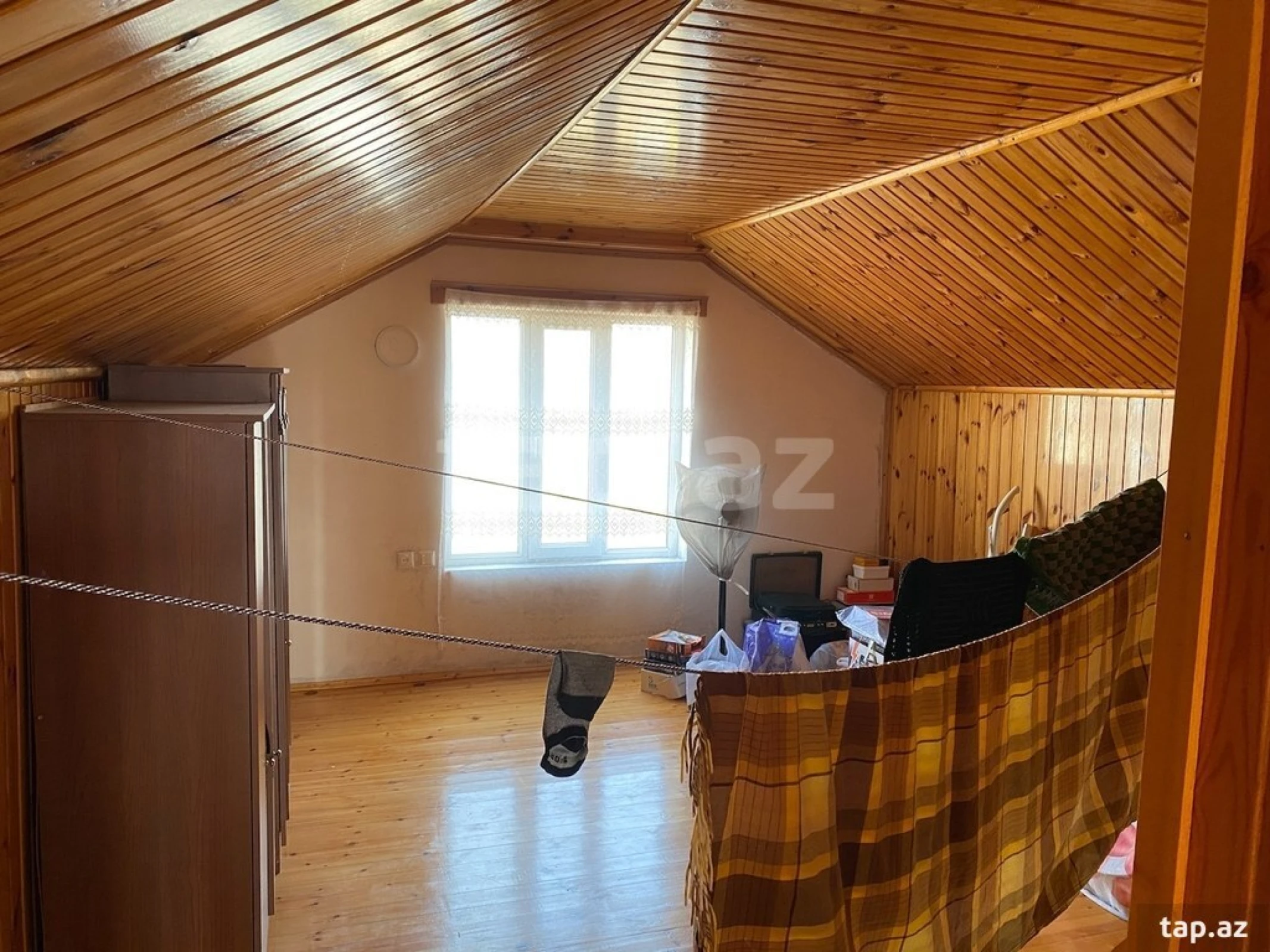 Satılır 5 otaqlı həyət evi